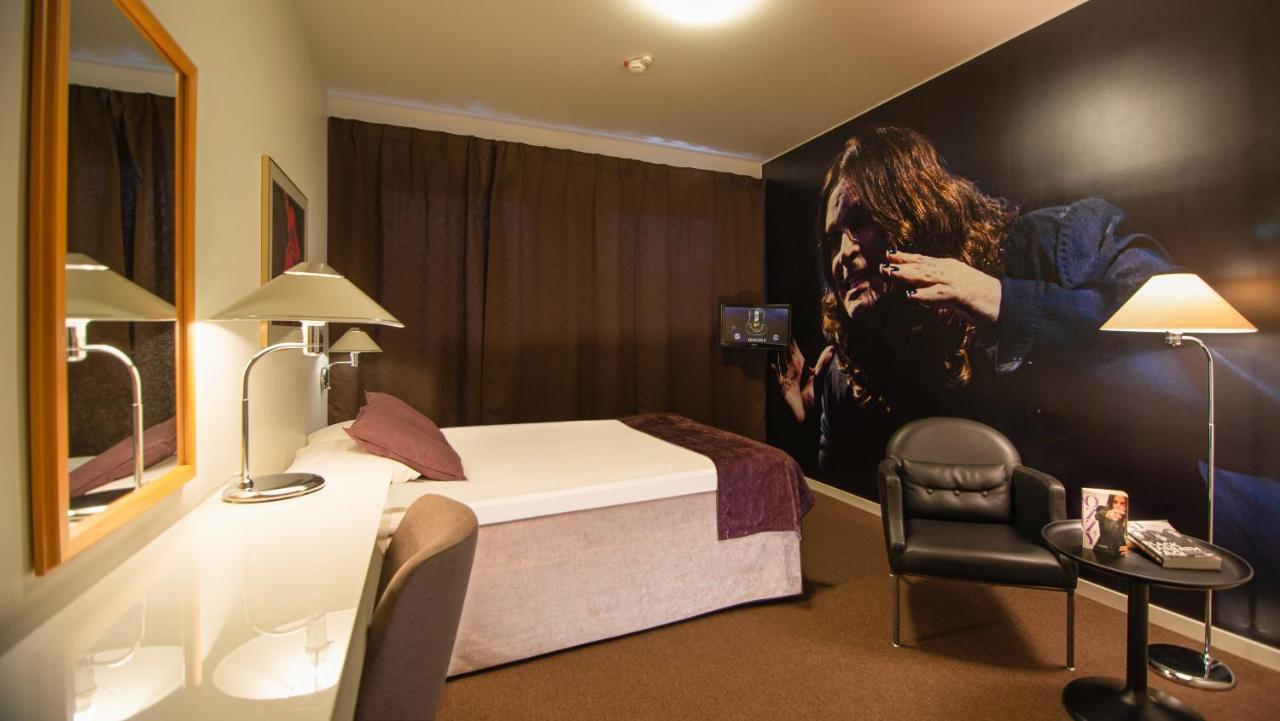 Hotell Hulingen Hultsfred Exterior foto